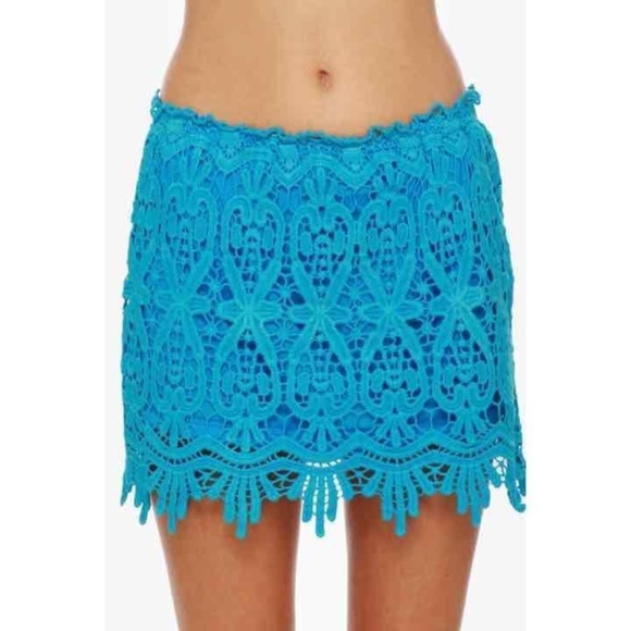 NWT Aqua blue lace mini - Picture 1 of 2
